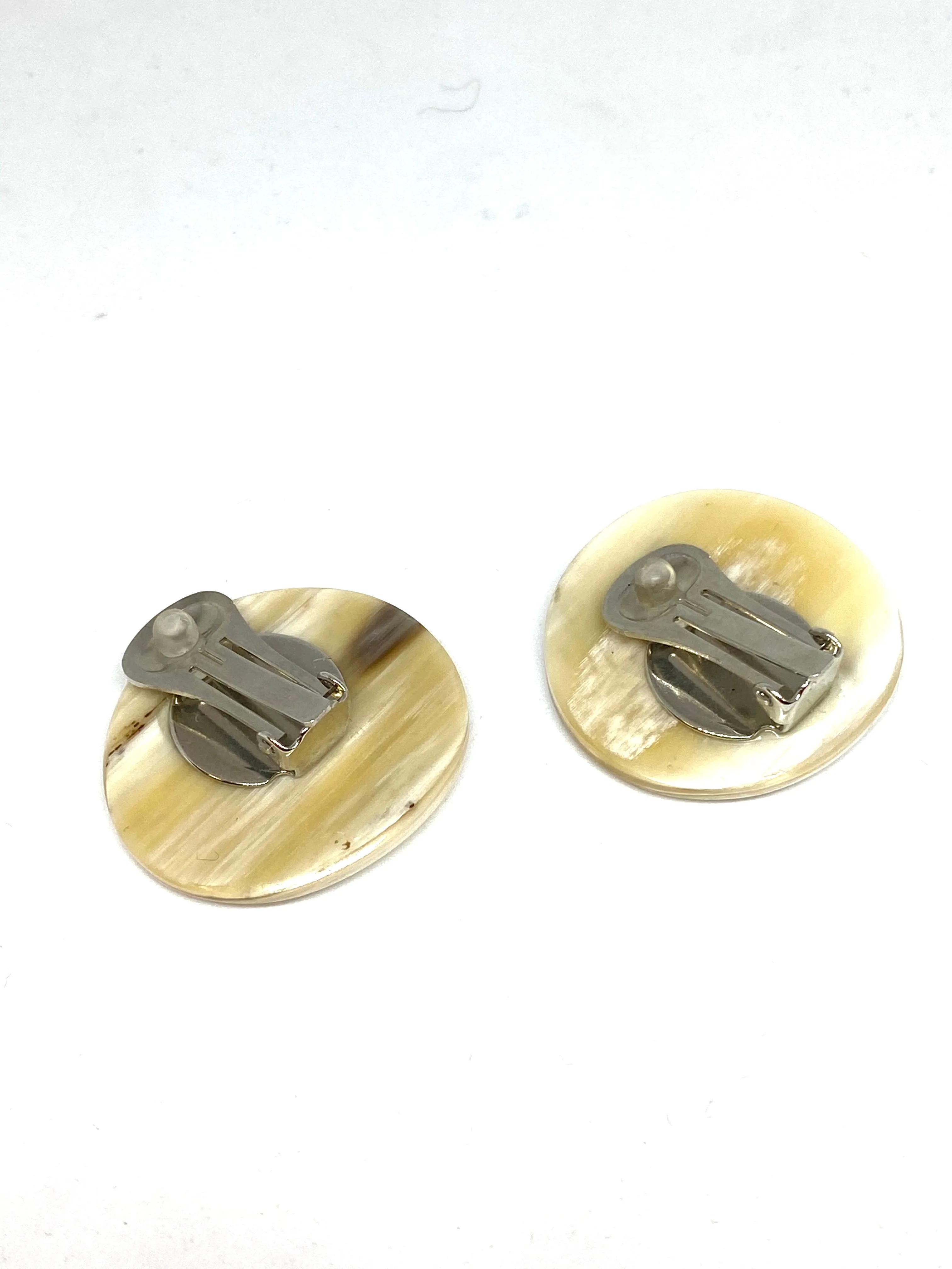 CATHs Beige Horn Wave Clip On Earrings