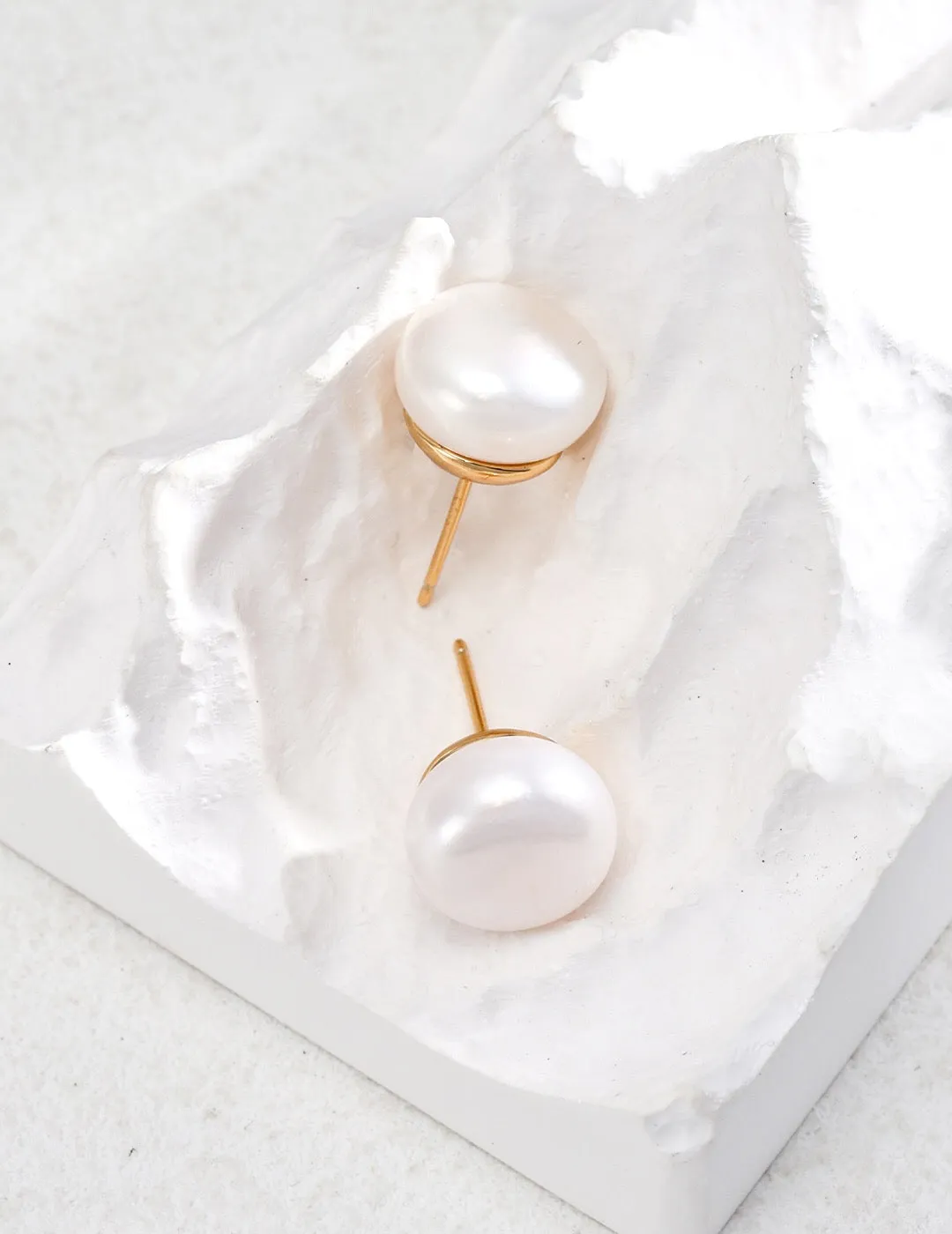 Classic Natural Pearl Stud Earrings