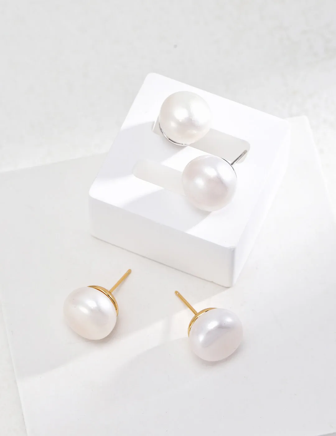 Classic Natural Pearl Stud Earrings