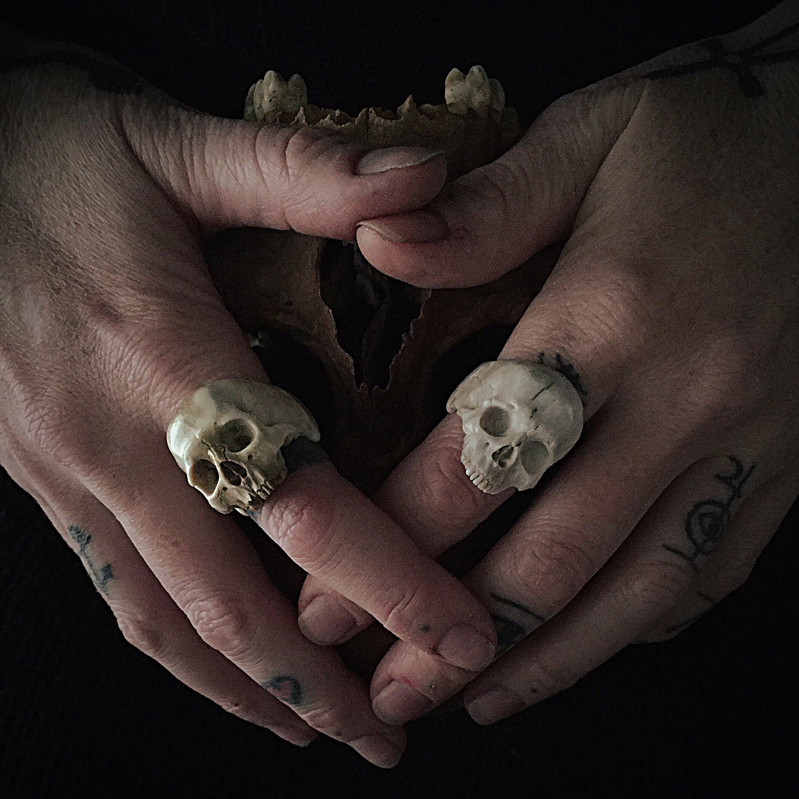 Dark Decay Skull Ring