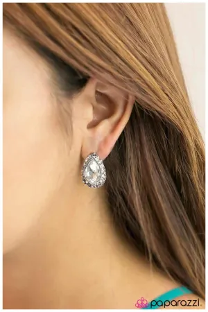 Paparazzi Earring ~ A Royal Pain - White