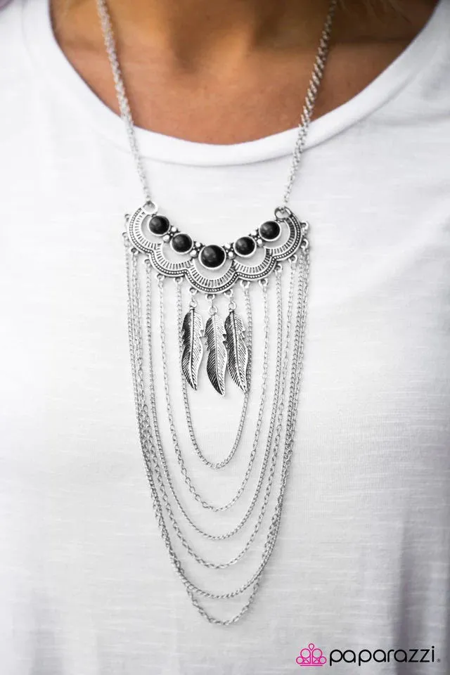 Paparazzi Necklace ~ A Sight For SOAR Eyes - Black