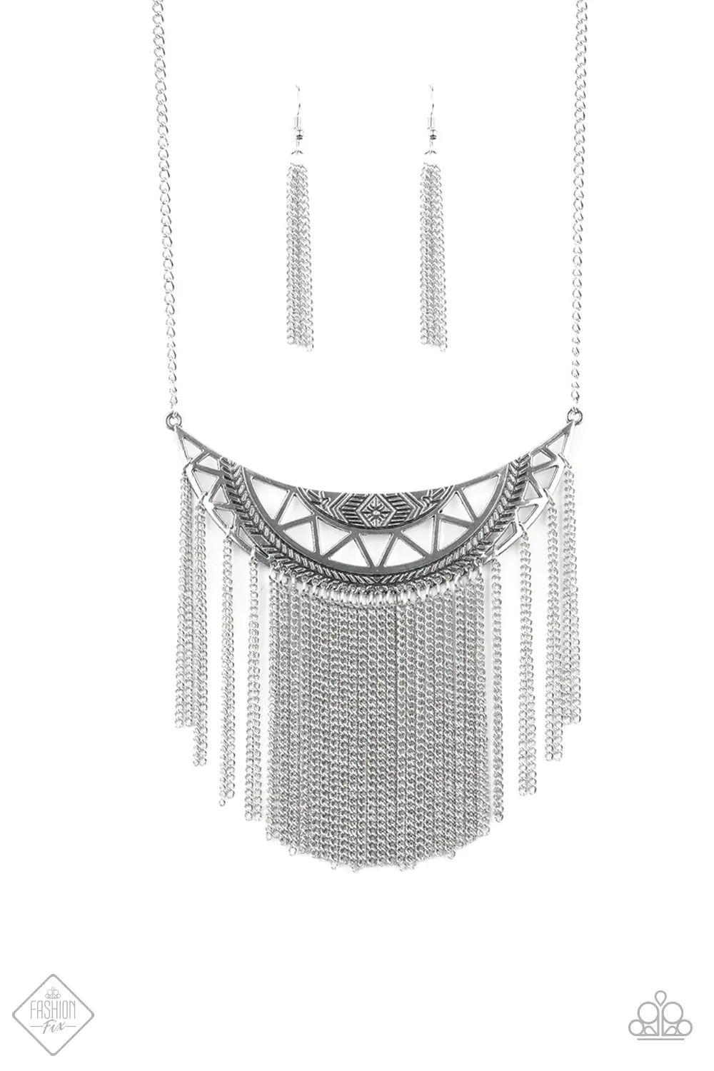 Paparazzi Necklace ~ Empress Excursion  - Silver