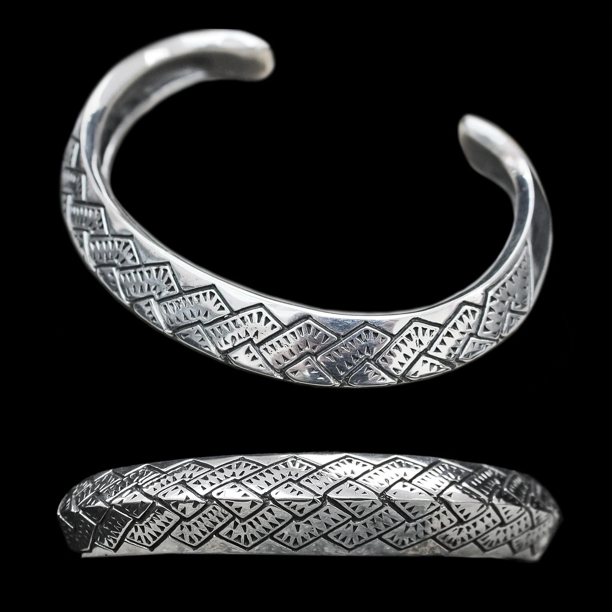 Silver Viking Axe Edge Arm Ring